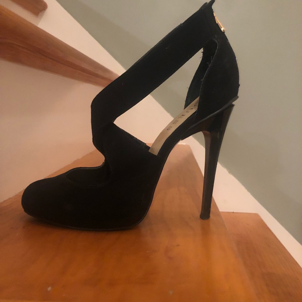 Black GUESS heels.